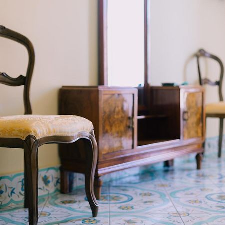 Appartamenti Storici "Vestuti" Eboli Extérieur photo